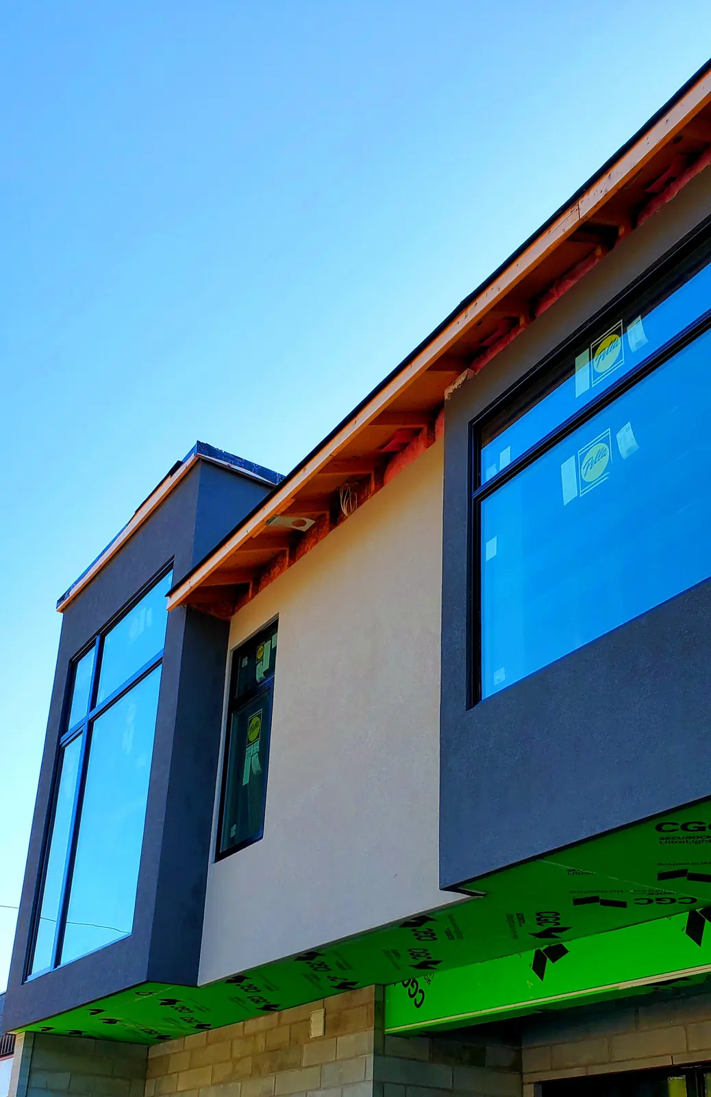 EIFS stucco finish on a Niagara home