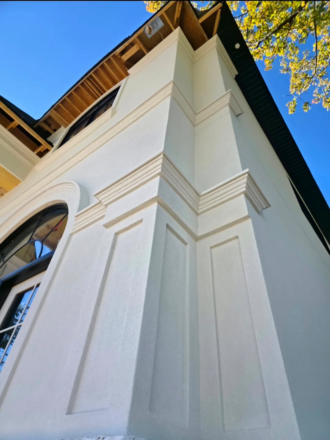 EIFS mouldings and exterior trim detail on a Niagara Region home